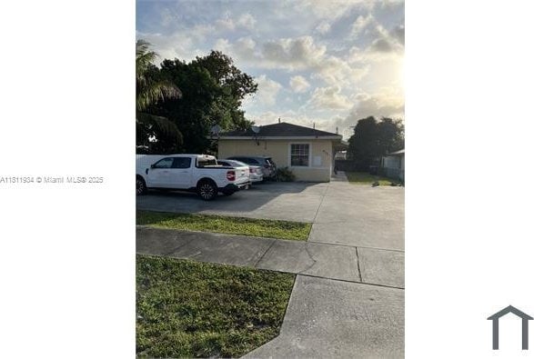 415 N 60th Way, Hollywood, FL 33024 - photo 1
