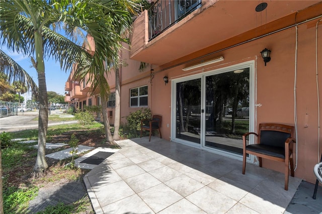 17101 NW 57th Ave Unit 110, Miami Gardens, FL 33055 - view of patio with a balcony