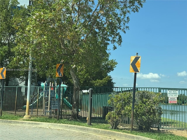 2641 N Flamingo Rd Unit 1001N, Sunrise, FL 33323 - view of communal playground