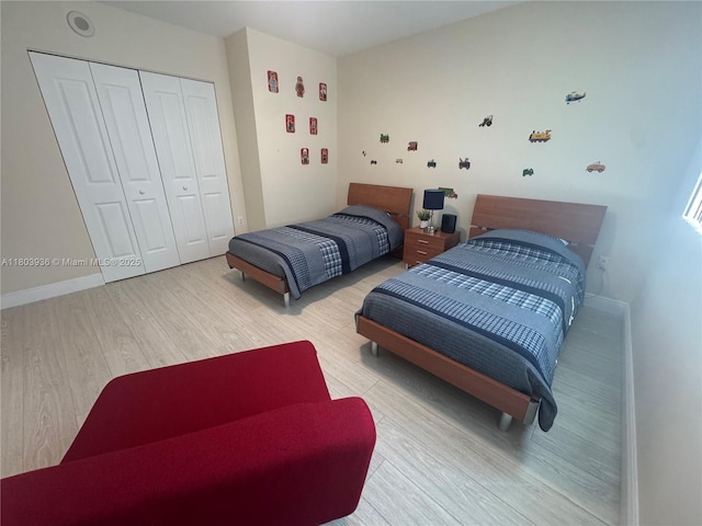 2641 N Flamingo Rd Unit 1001N, Sunrise, FL 33323 - bedroom with wood finished floors and a closet