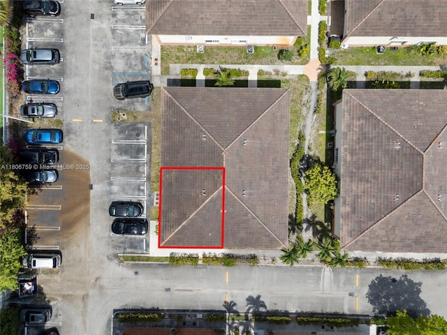6755 NW 182nd St Unit 104, Hialeah, FL 33015 - aerial view of property and surrounding area with property parcel outlined