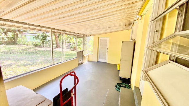 580 NE 139th St, North Miami, FL 33161 - sunroom / solarium featuring vaulted ceiling