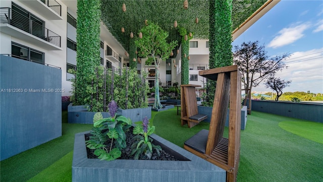 475 SE 1st St Unit 401-B, Pompano Beach, FL 33060 - view of grassy yard