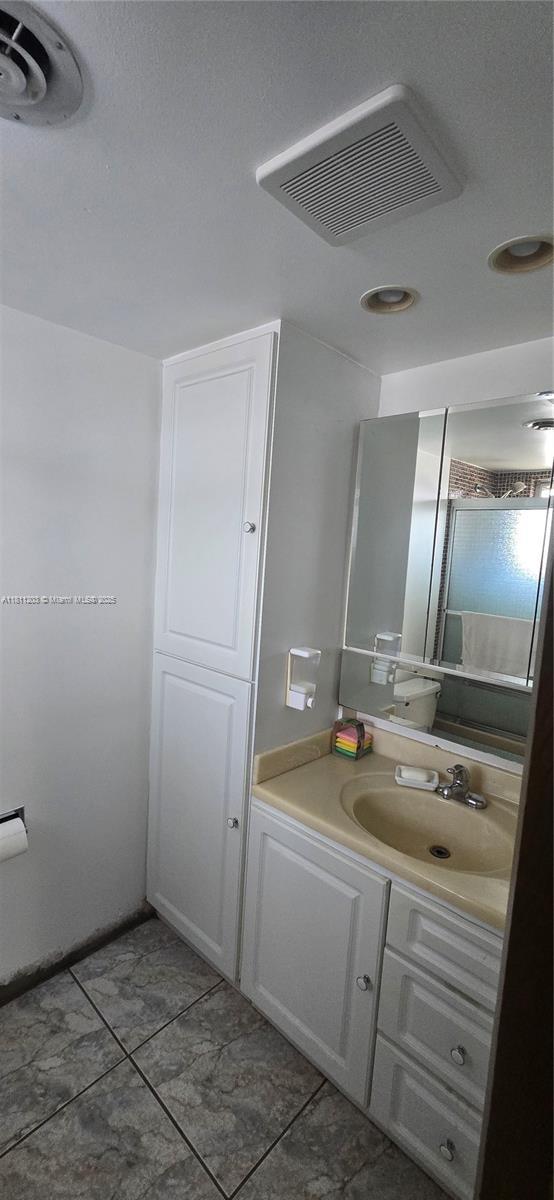1400 NE 191st St Unit 225, Miami, FL 33179 - photo 8