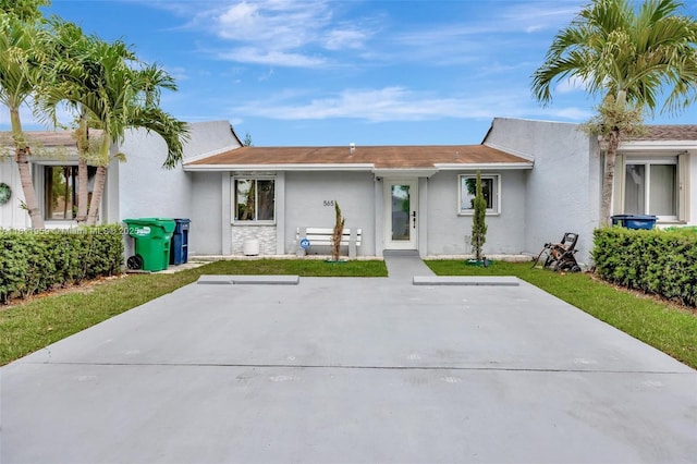 5651 SW 139th Pl, Miami, FL 33183 - view of front facade with stucco siding