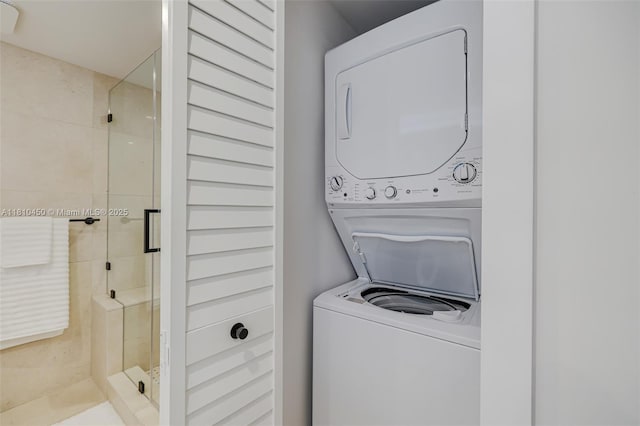 725 Biltmore Ct, Coral Gables, FL 33134 - laundry room with stacked washer / dryer