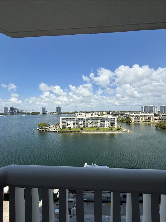 1000 Island Blvd Unit 911, Aventura, FL 33160 - water view featuring nearby urban area