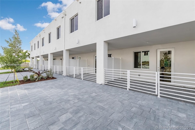 10226 NW 64th Ter Unit 104, Doral, FL 33178 - view of building exterior