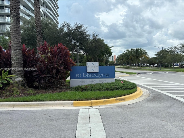 14951 Royal Oaks Ln Unit 1804, North Miami, FL 33181 - view of community / neighborhood sign