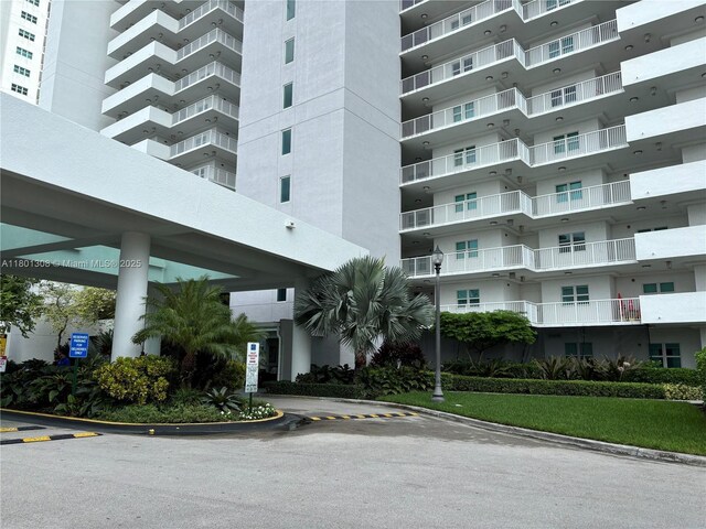 14951 Royal Oaks Ln Unit 1804, North Miami, FL 33181 - view of apartment building / complex