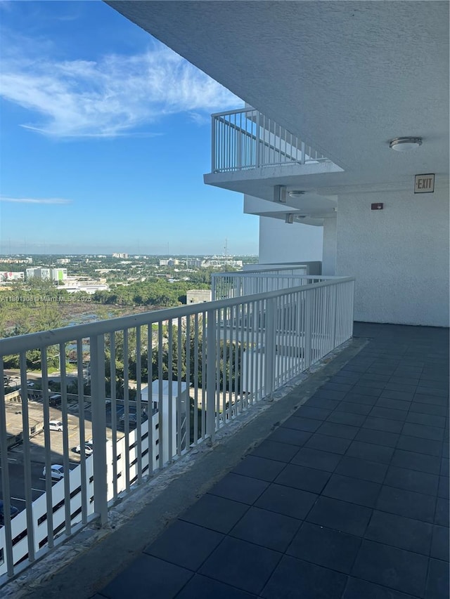 14951 Royal Oaks Ln Unit 1804, North Miami, FL 33181 - view of balcony
