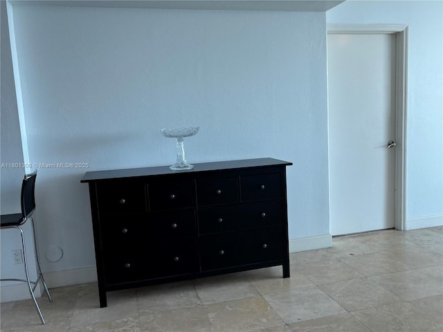 14951 Royal Oaks Ln Unit 1804, North Miami, FL 33181 - detailed view of baseboards