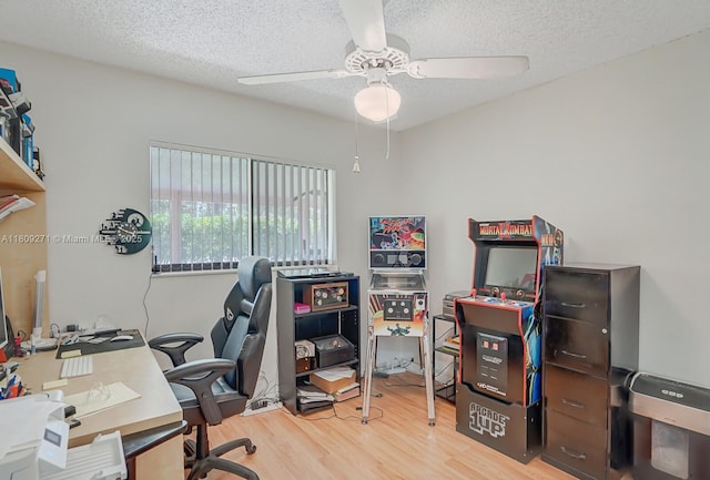 10 Afton Pl, Boynton Beach, FL 33426 - office with wood finished floors, ceiling fan, and a textured ceiling
