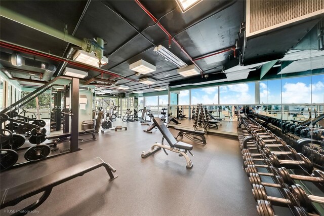 650 W Ave Unit Ph09, Miami Beach, FL 33139 - view of gym