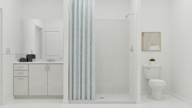 17372 SW 285th St, Miami, FL 33030 - bathroom with tiled shower and vanity