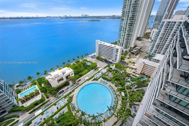 650 NE 32nd St Unit 2502, Miami, FL 33137 - view of urban area featuring a pool and a large body of water