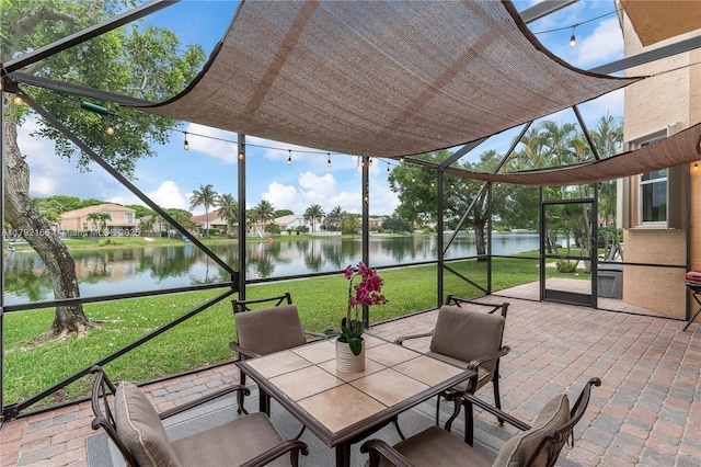 5064 SW 164th Ave, Miramar, FL 33027 - sunroom with a water view and outdoor dining space