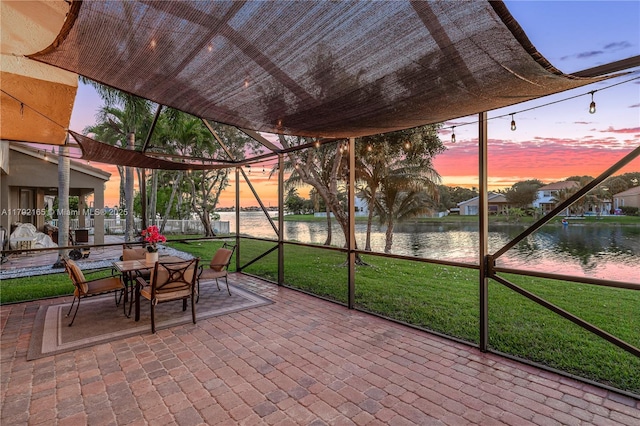 5064 SW 164th Ave, Miramar, FL 33027 - unfurnished sunroom with a water view