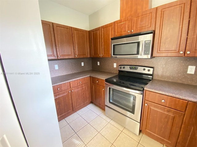 1098 NE 41st Ave, Homestead, FL 33033 - photo 2
