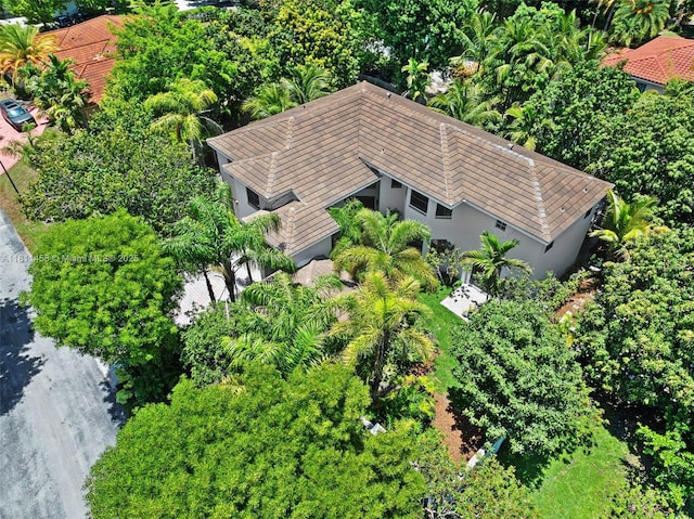 8205 SW 171st Ter, Palmetto Bay, FL 33157 - aerial view of property and surrounding area