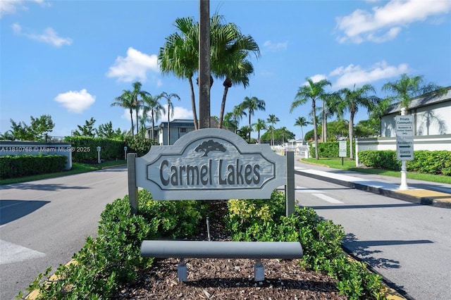 469 NE 207th Ln Unit 205, Miami, FL 33179 - view of community sign