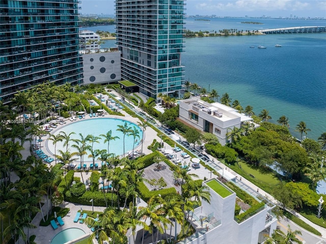 650 NE 32nd St Unit 3708, Miami, FL 33137 - view of urban area with a pool area and a large body of water