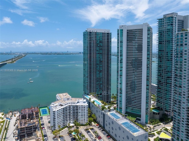 650 NE 32nd St Unit 3708, Miami, FL 33137 - view of urban area with a large body of water