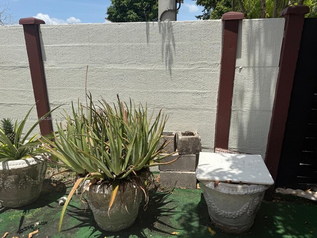 3297 W 70th St, Hialeah, FL 33018 - exterior view