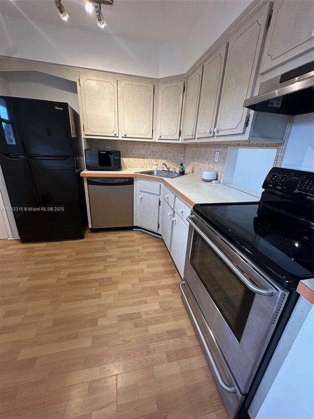 1530 NE 191st St Unit 205, Miami, FL 33179 - photo 11