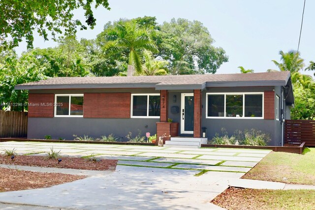 974 NE 145th St, North Miami, FL 33161 - photo 1