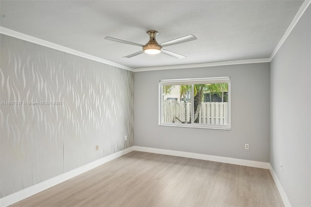 731 Briarwood Ter, Davie, FL 33325 - unfurnished room featuring wood finished floors, ceiling fan, crown molding, and baseboards