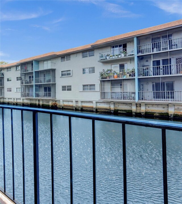 1775 N Andrews Sq Unit 104W, Fort Lauderdale, FL 33311 - view of pool