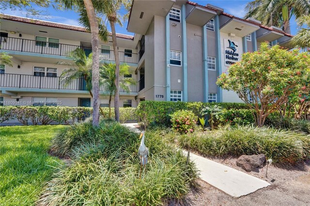 1775 N Andrews Sq Unit 104W, Fort Lauderdale, FL 33311 - view of building exterior
