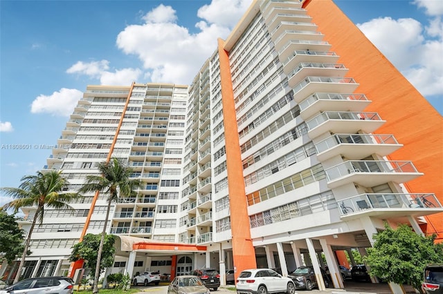 1351 NE Miami Gardens Dr Unit 1111E, Miami, FL 33179 - view of apartment building / complex