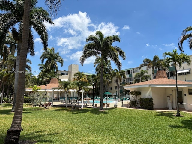 1333 E Hallandale Beach Blvd Unit 134, Hallandale Beach, FL 33009 - view of property's community with a pool