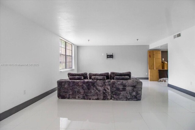661 NE 195th St Unit 105, Miami, FL 33179 - photo 19