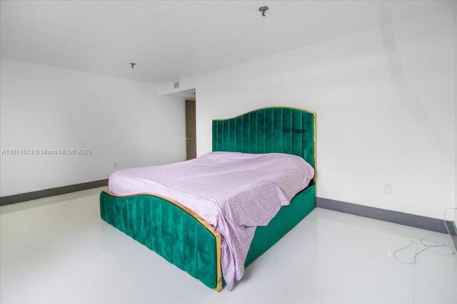 661 NE 195th St Unit 105, Miami, FL 33179 - photo 28