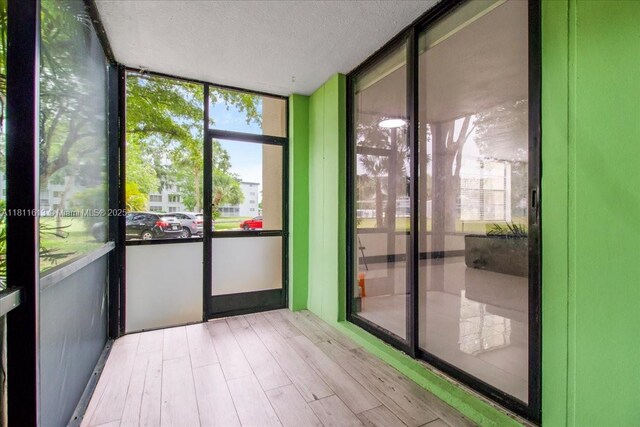 661 NE 195th St Unit 105, Miami, FL 33179 - photo 35