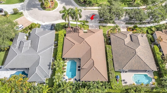 1220 Iris Ct, Weston, FL 33326 - bird's eye view of a pool
