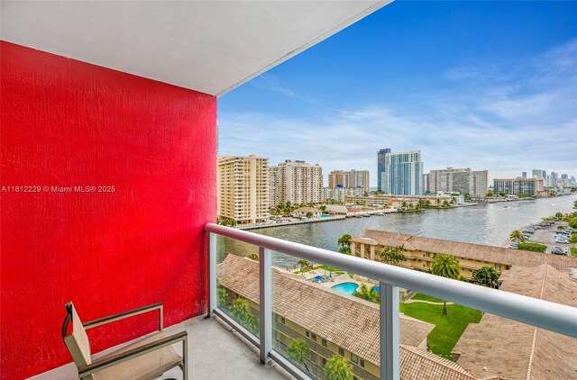 2602 E Hallandale Beach Blvd Unit R1009, Hallandale Beach, FL 33009 - balcony featuring a water view and a skyline view