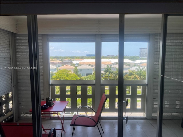 4330 Hillcrest Dr Unit 619, Hollywood, FL 33021 - view of sunroom / solarium