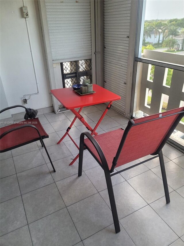 4330 Hillcrest Dr Unit 619, Hollywood, FL 33021 - view of sunroom
