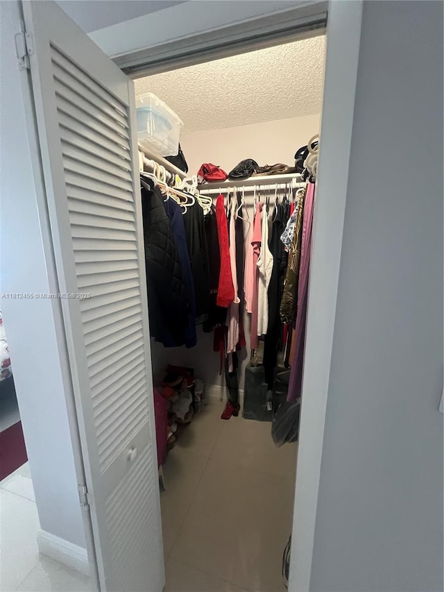 4330 Hillcrest Dr Unit 619, Hollywood, FL 33021 - view of spacious closet
