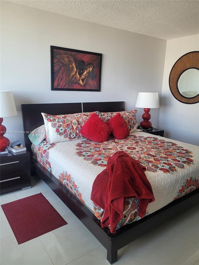 4330 Hillcrest Dr Unit 619, Hollywood, FL 33021 - bedroom with a textured ceiling