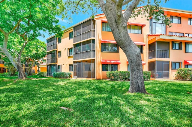 15535 N Miami Lakeway N Unit 106, Miami Lakes, FL 33014 - view of apartment building / complex