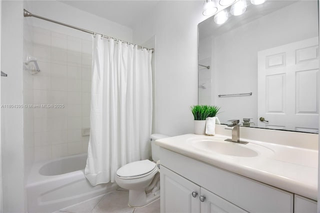 1906 Timberline Rd, Weston, FL 33327 - full bathroom featuring vanity, toilet, shower / tub combo, and tile patterned floors