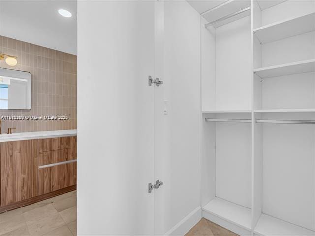 4100 Salzedo St Unit 901, Coral Gables, FL 33146 - view of walk in closet