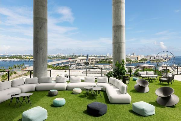 398 NE 5th St Unit 2704, Miami, FL 33132 - view of home's community featuring a water view and outdoor lounge area