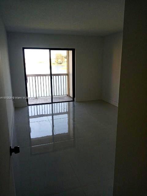 5200 NW 31st Ave Unit 14, Fort Lauderdale, FL 33309 - view of spare room