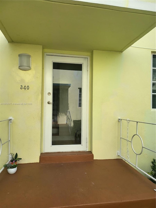 340 84th St Unit 2, Miami Beach, FL 33141 - entrance to property featuring stucco siding